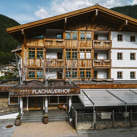Flachauerhof 호텔 4*