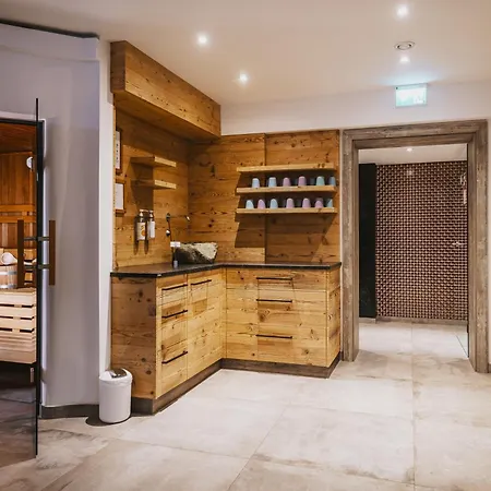 فندق Flachauerhof فلاخاو