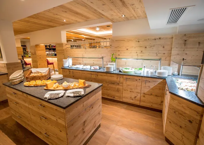 Flachauerhof 4* 플라차우